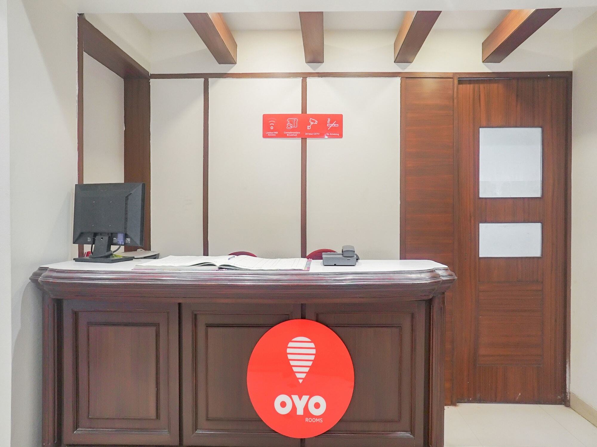 Oyo 14438 Bel Air Hotel 2*